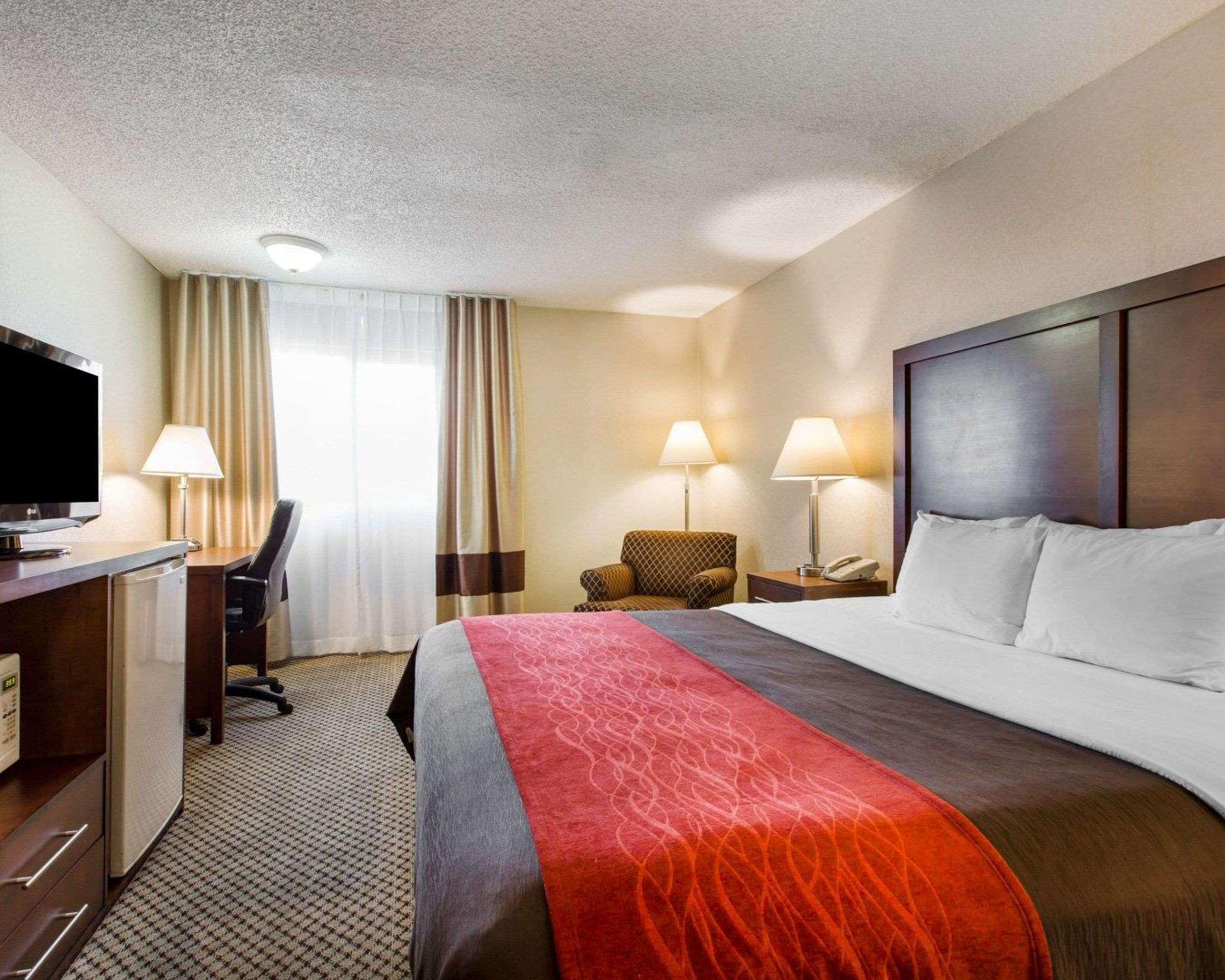 Comfort Inn & Suites Moreno Valley Near March Air Reserve Base מראה חיצוני תמונה