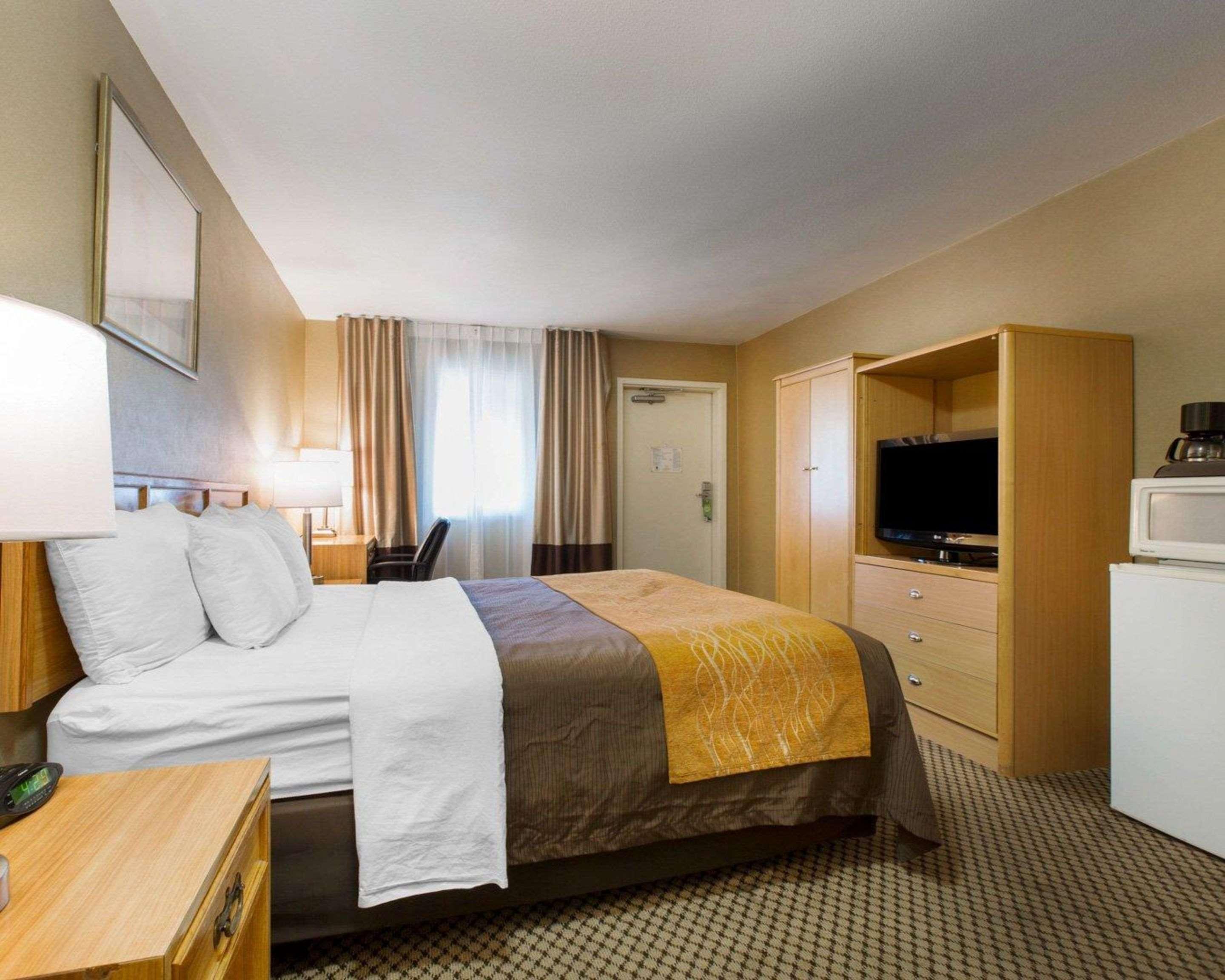 Comfort Inn & Suites Moreno Valley Near March Air Reserve Base מראה חיצוני תמונה