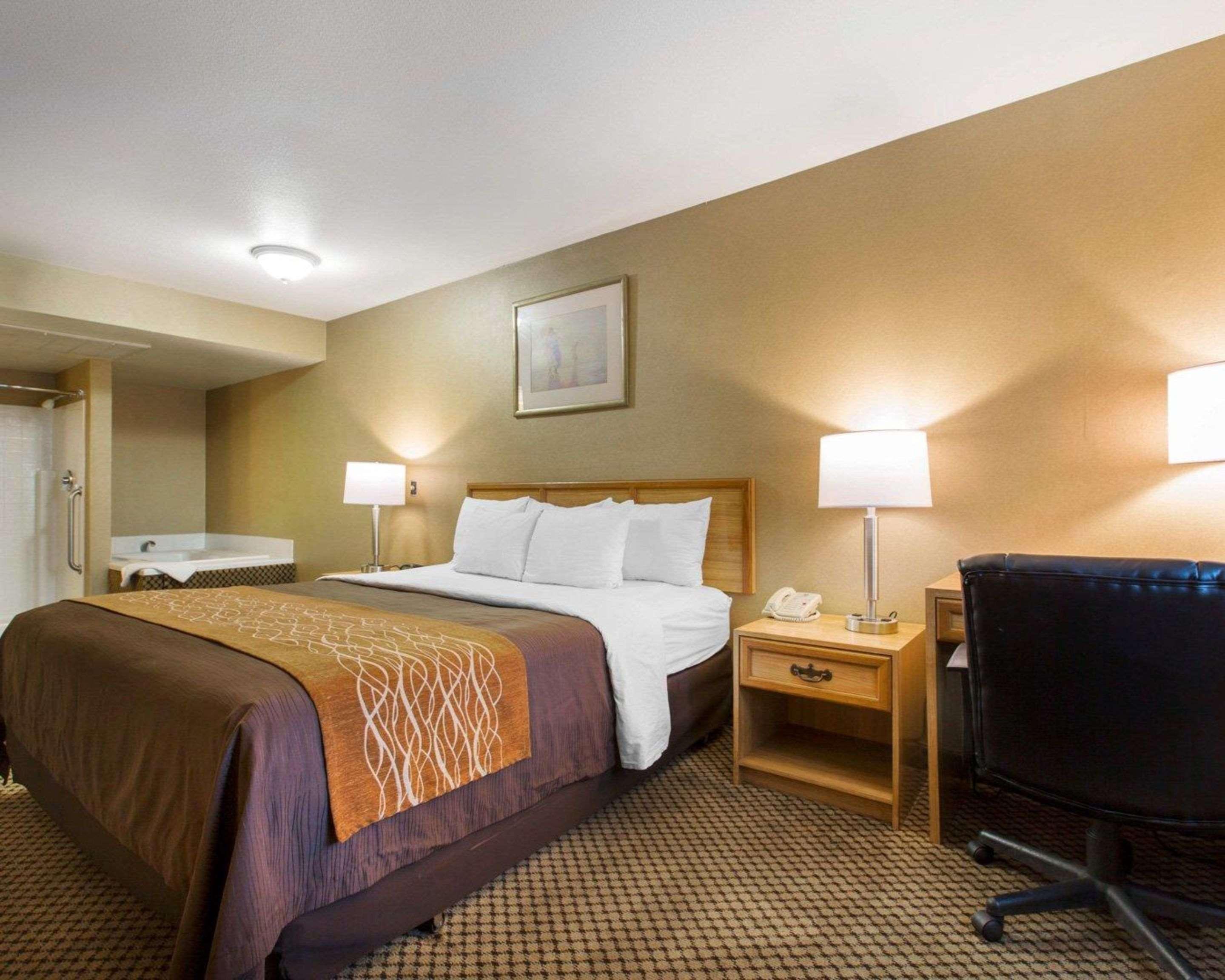 Comfort Inn & Suites Moreno Valley Near March Air Reserve Base מראה חיצוני תמונה