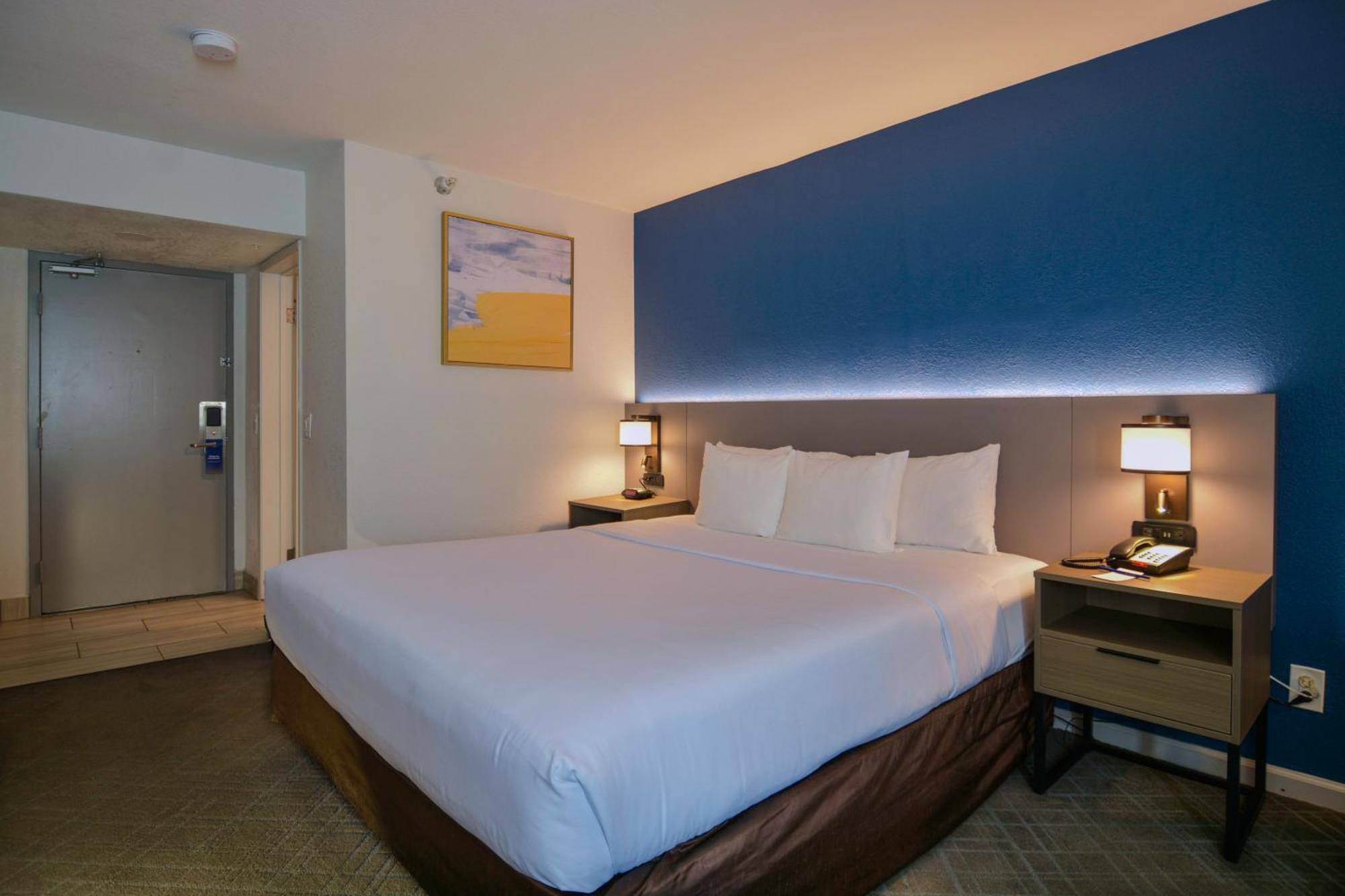 Comfort Inn & Suites Moreno Valley Near March Air Reserve Base מראה חיצוני תמונה
