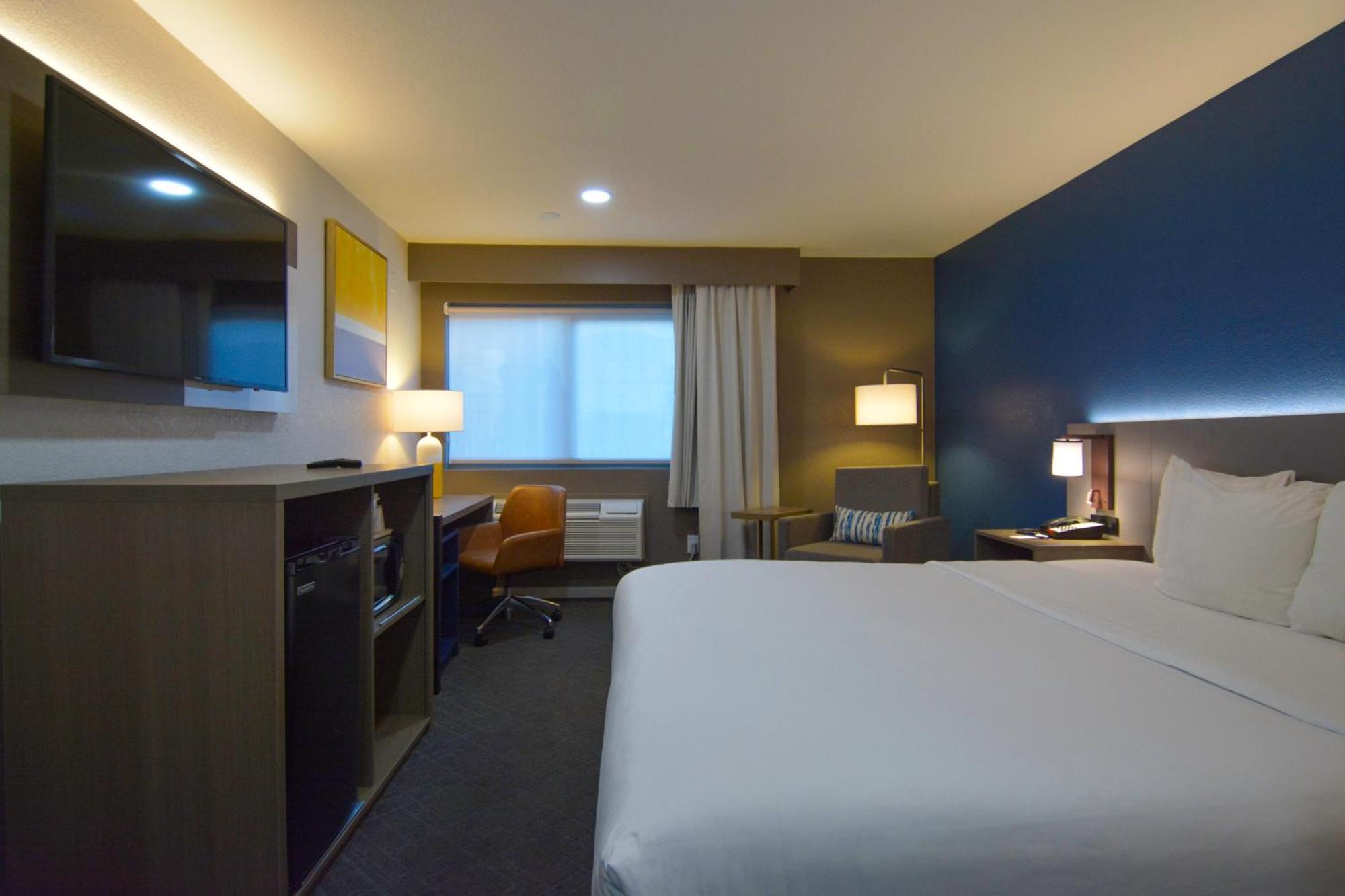 Comfort Inn & Suites Moreno Valley Near March Air Reserve Base מראה חיצוני תמונה