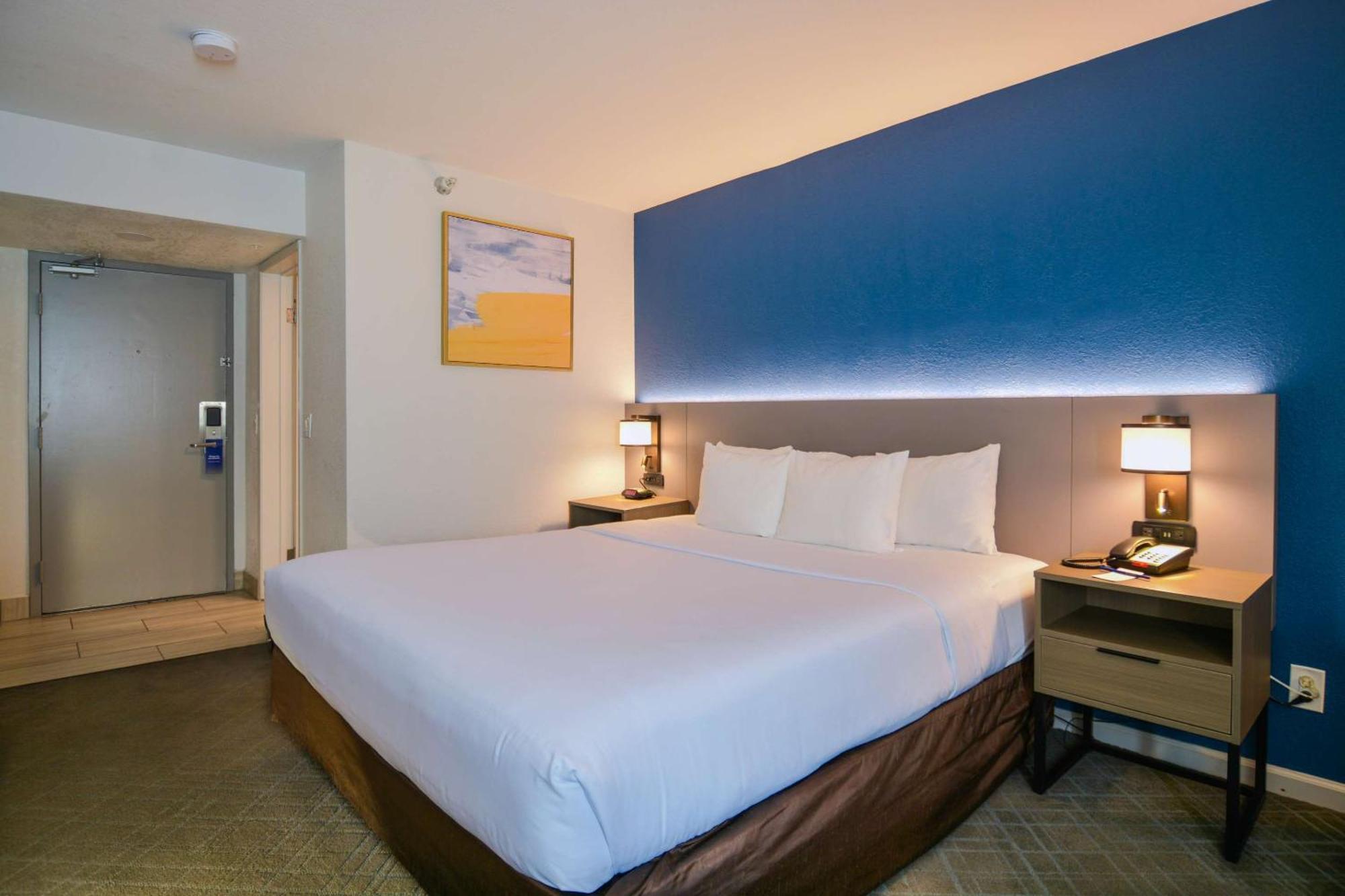 Comfort Inn & Suites Moreno Valley Near March Air Reserve Base מראה חיצוני תמונה